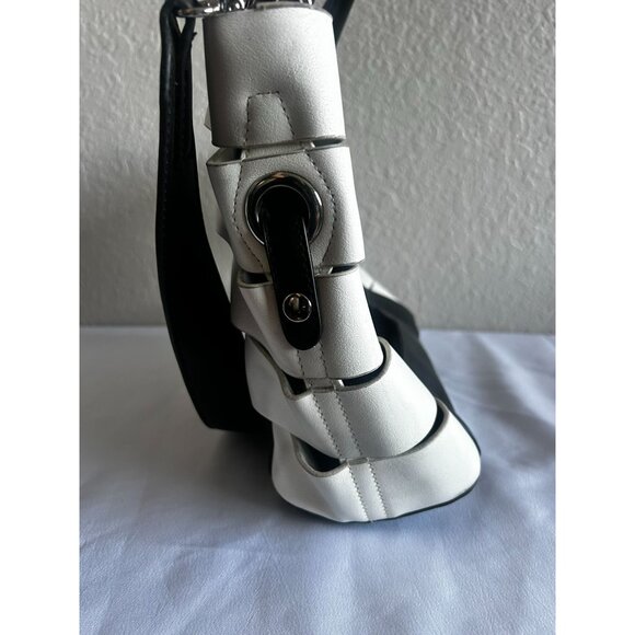 Urban Expressions Shiloh Tote Vegan Leather White and Black Women - Picture 4 of 12